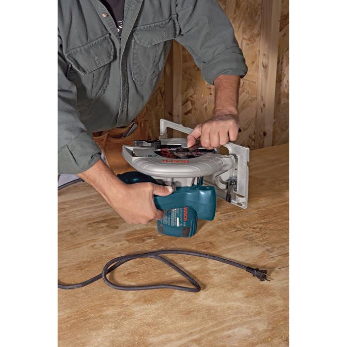 15 Amp Circular Saw H922