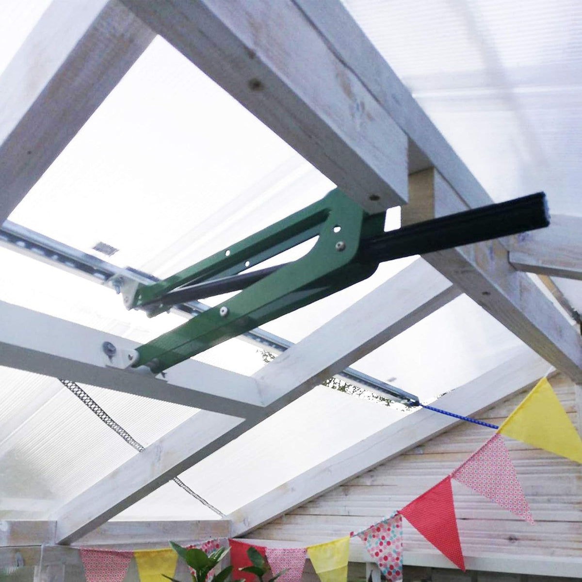 132 Lbs Capacity Automatic Solar Greenhouse Window Opener D456523