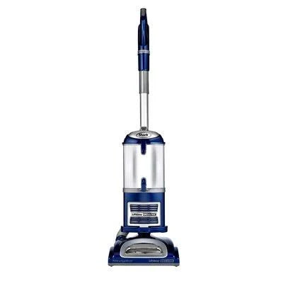 Bagless Upright Vacuum B2424