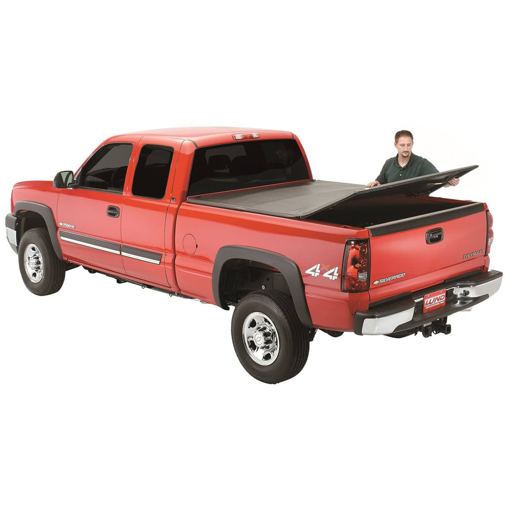 Tri-Fold Tonneau Cover D987828