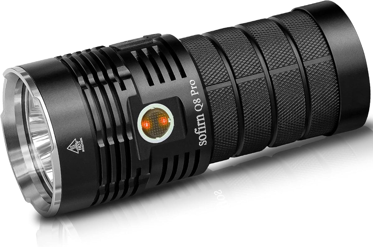 Rechargeable Flashlight 11000 Lumen with 4 x CREE XHP50.2 LEDs J6123