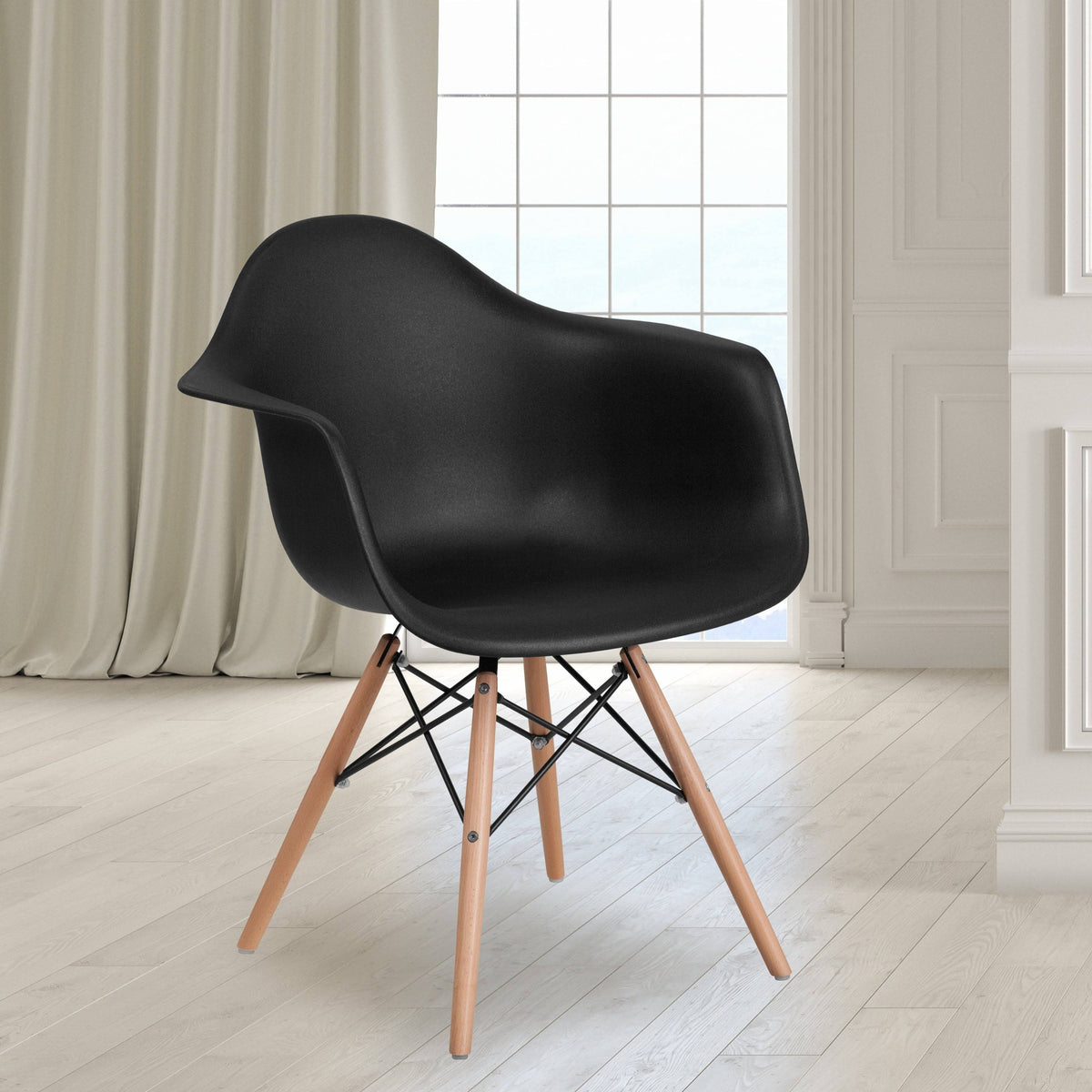 Navy Plastic Arm Chair Z49110