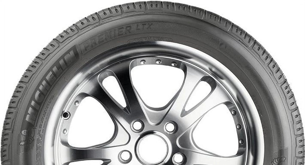 235/55R20 102 V Tire W704