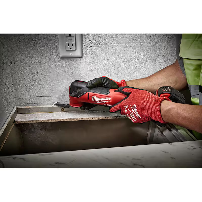 18V Brushless Cordless 6-1/2 in. Circular Saw with Oscillating Multi-Tool Y5900